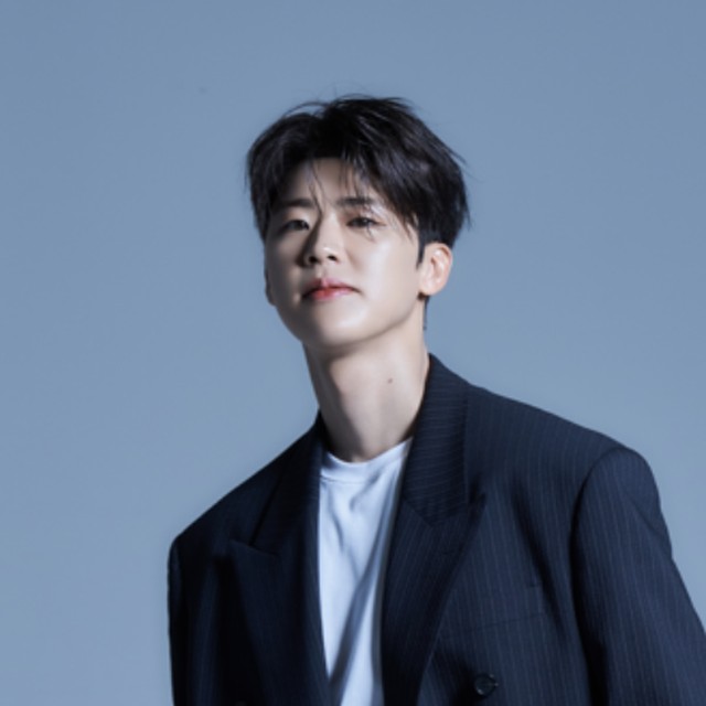 박지현 사진