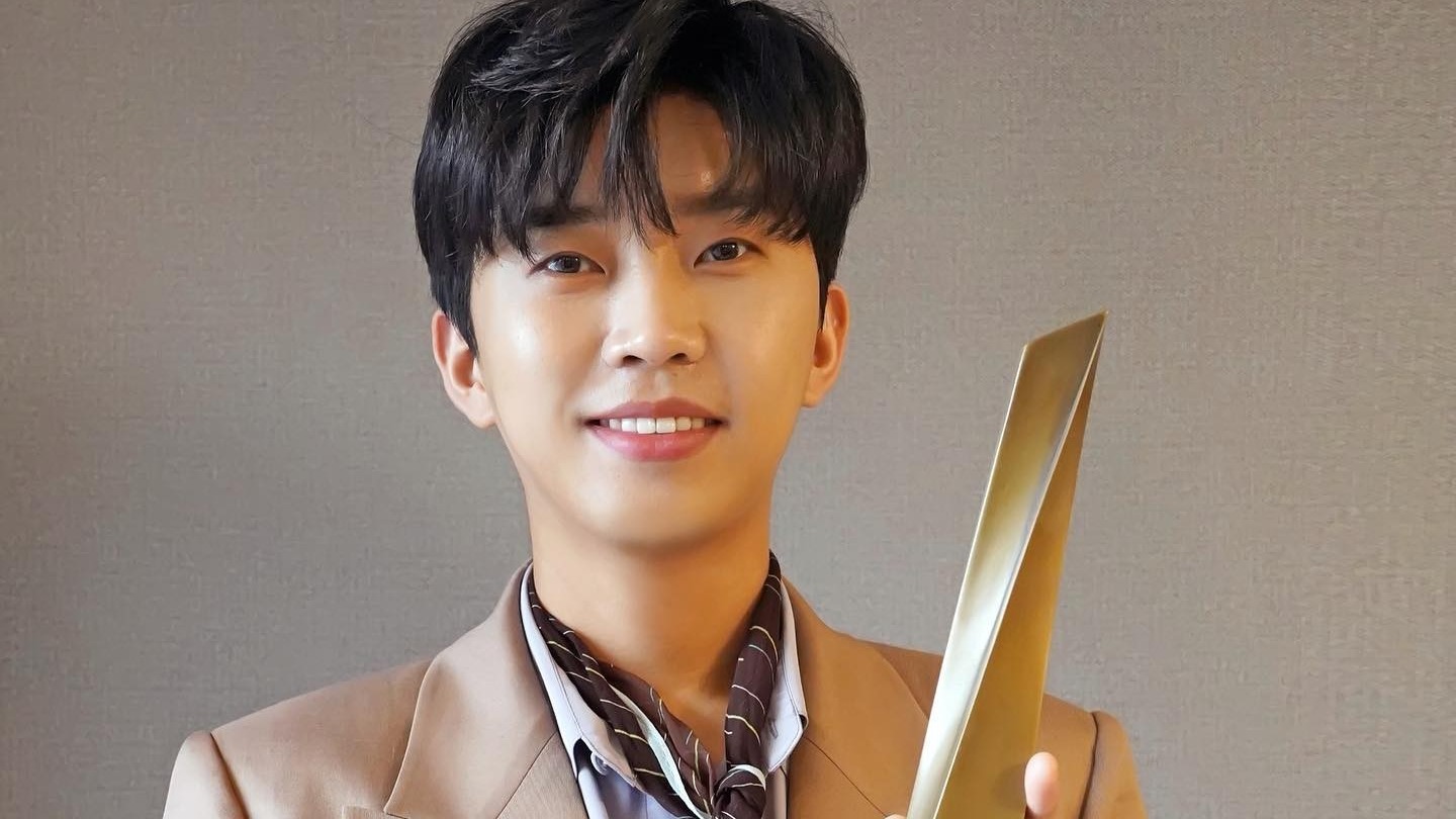 임영웅, 트롯일보 '이주의 트롯스타' 선정… 팬초이스 1위